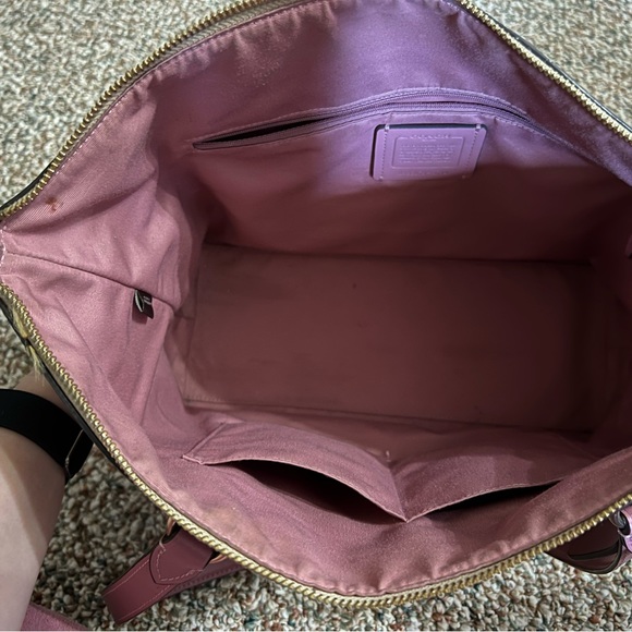 Coach Gallery Tote - Picture 10 of 10